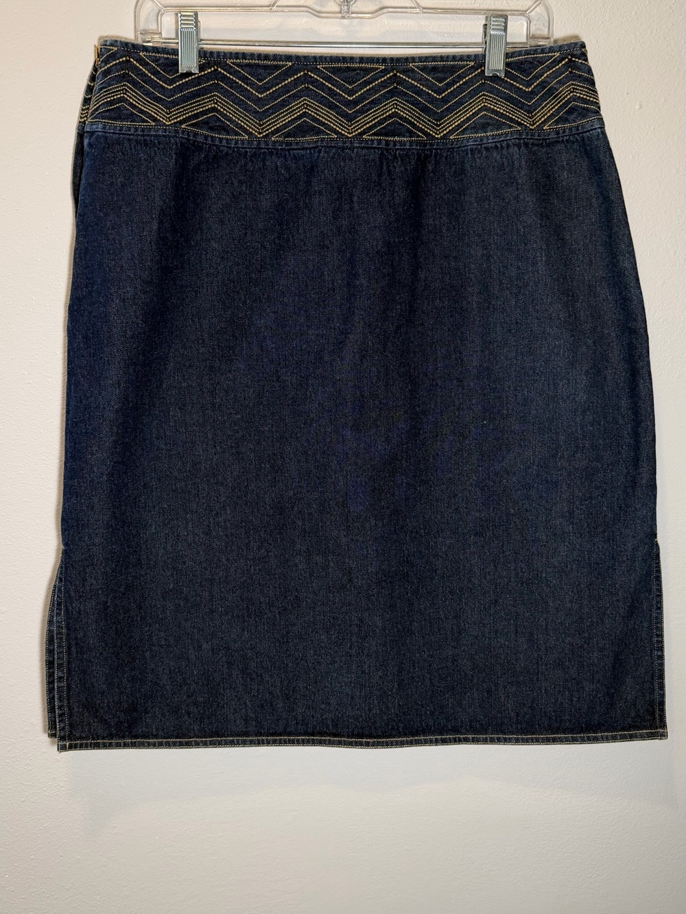 Liz Claiborne Dark Indigo Denim Pencil Skirt with Chevron Waistband